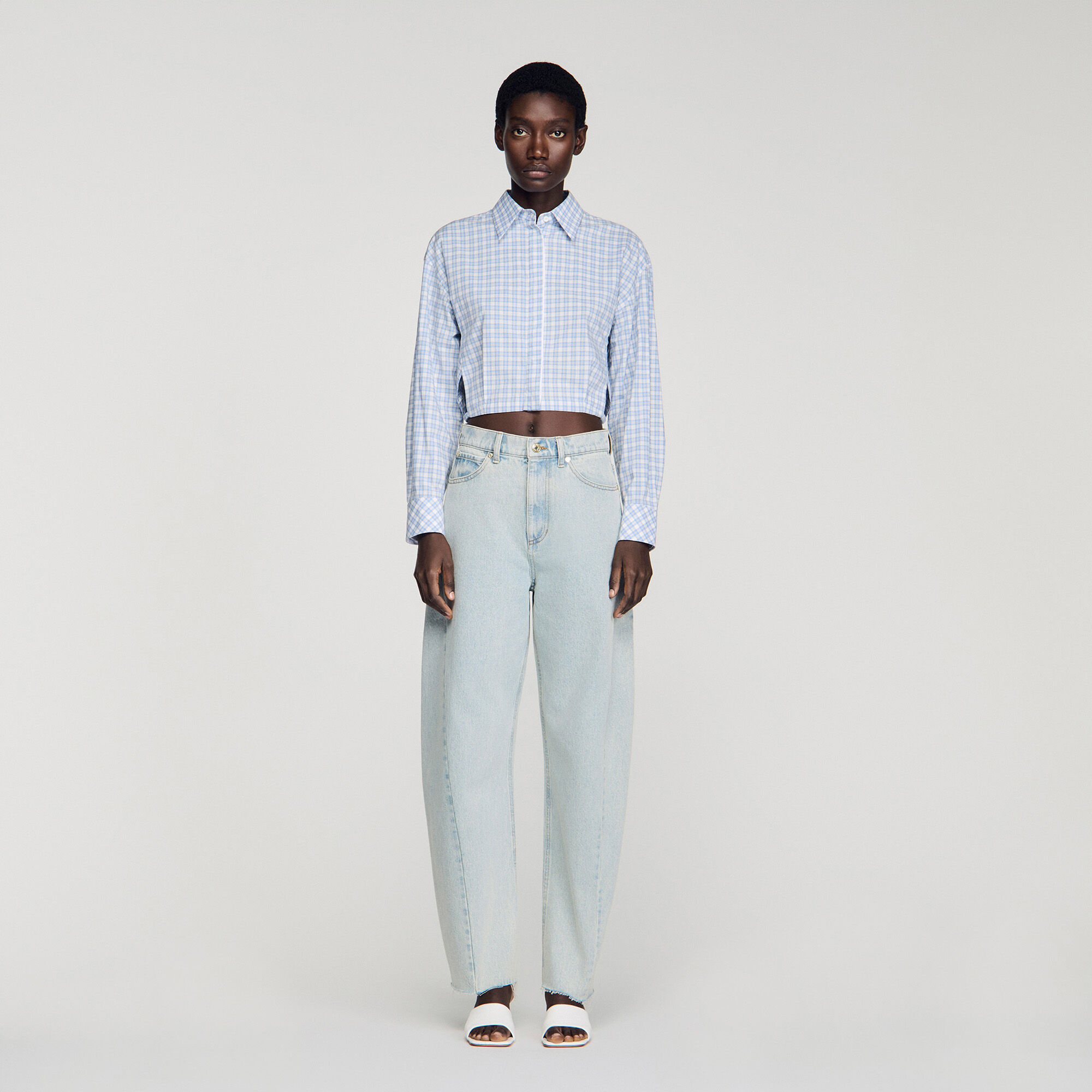 Jeans in cotone a vita bassa sbiadita