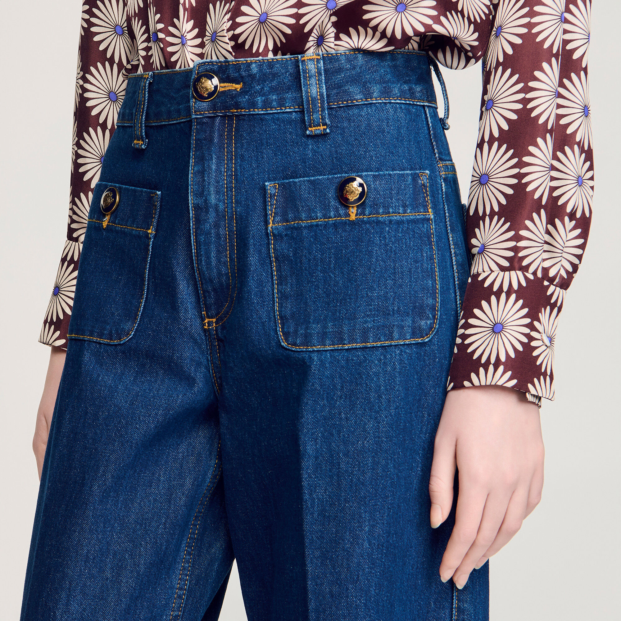Jeans dritti con tasche applicate grezzi