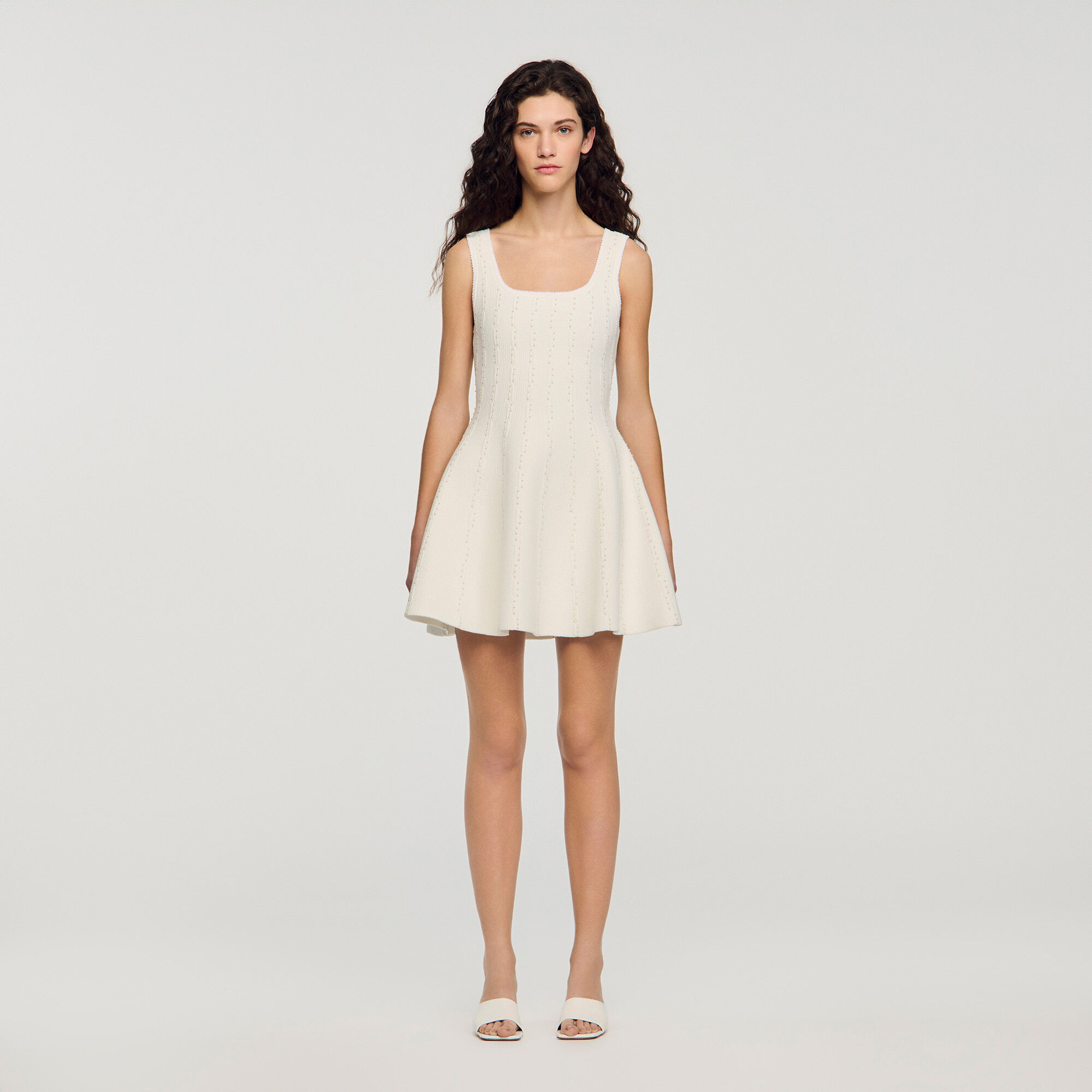 Mini vestito a maglia con perline
