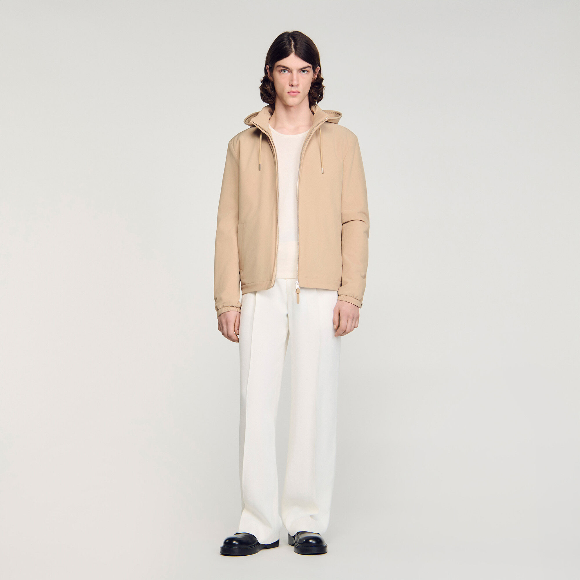 Giacca con cappuccio e zip