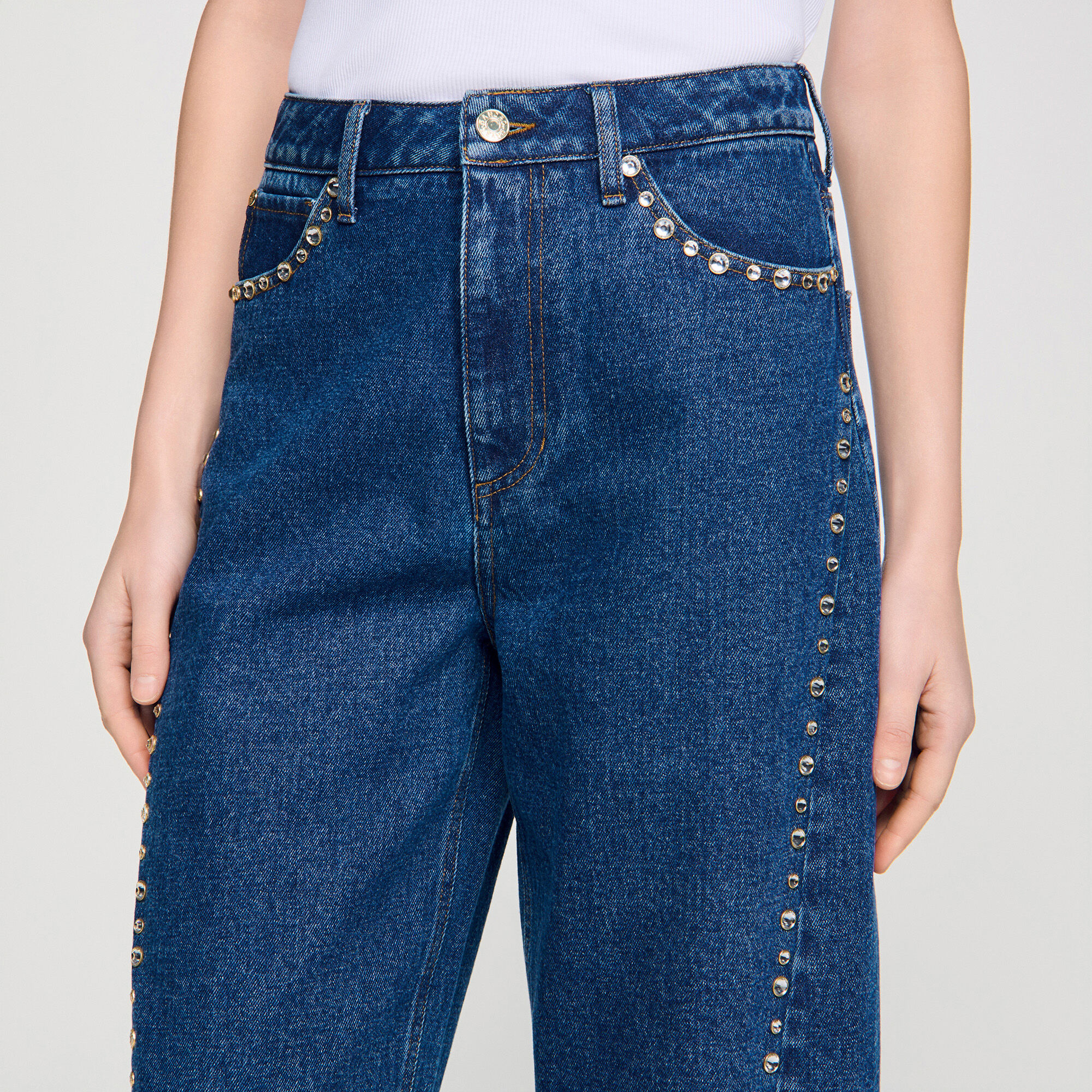Jeans a bottone con strass