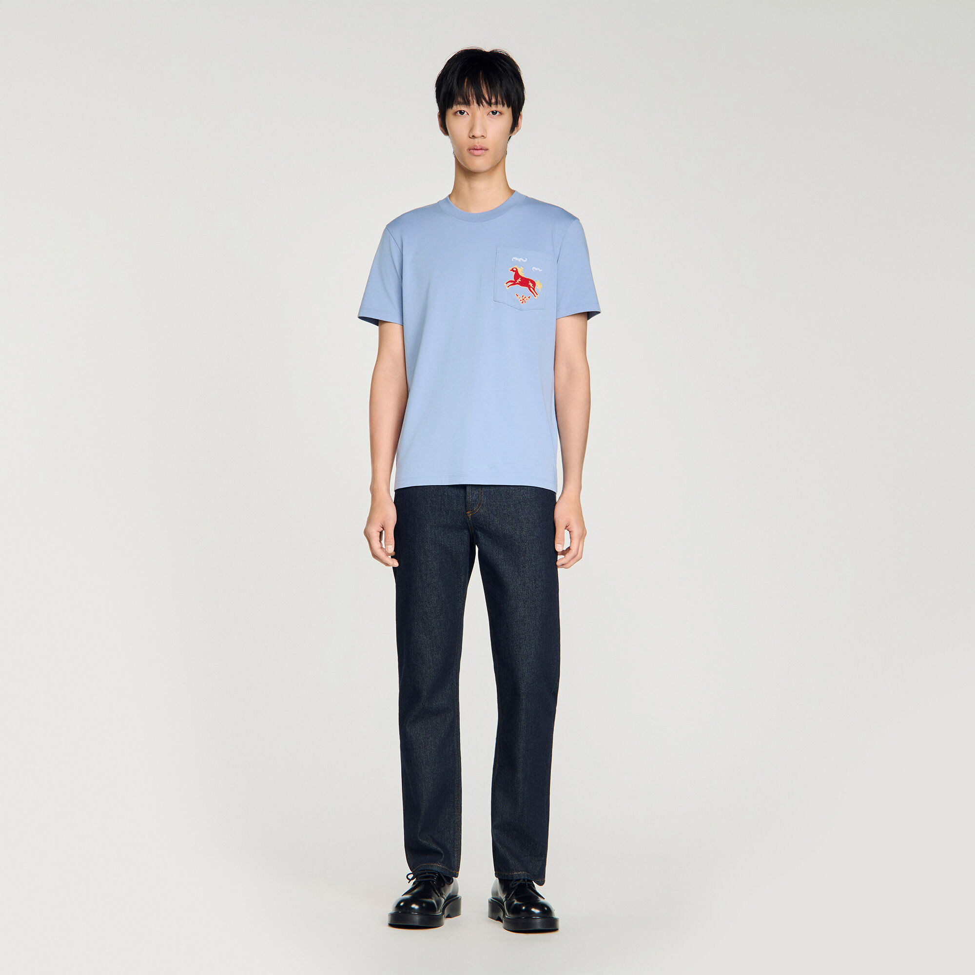 T-shirt in cotone con cavallo ricamato