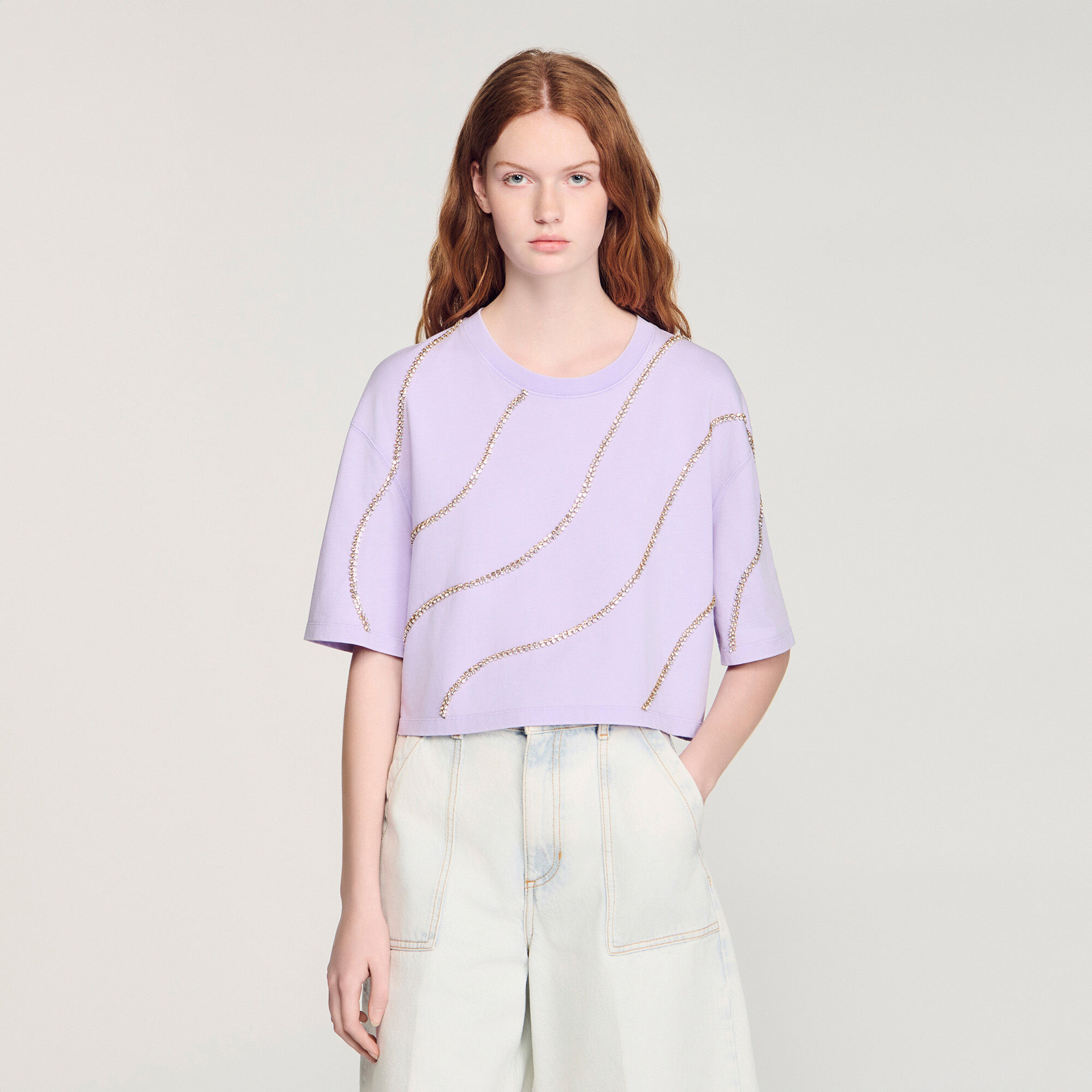 T-shirt corto in pietre di cristallo