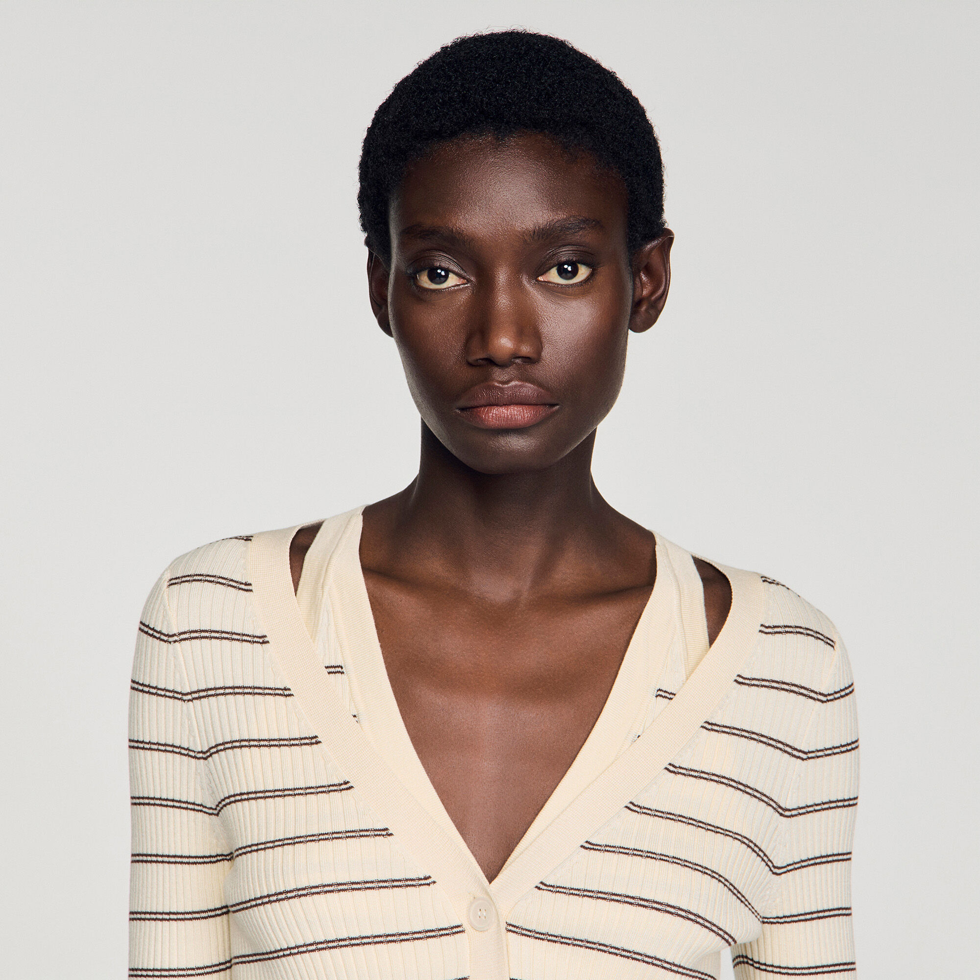 Cardigan a righe lavorato a coste