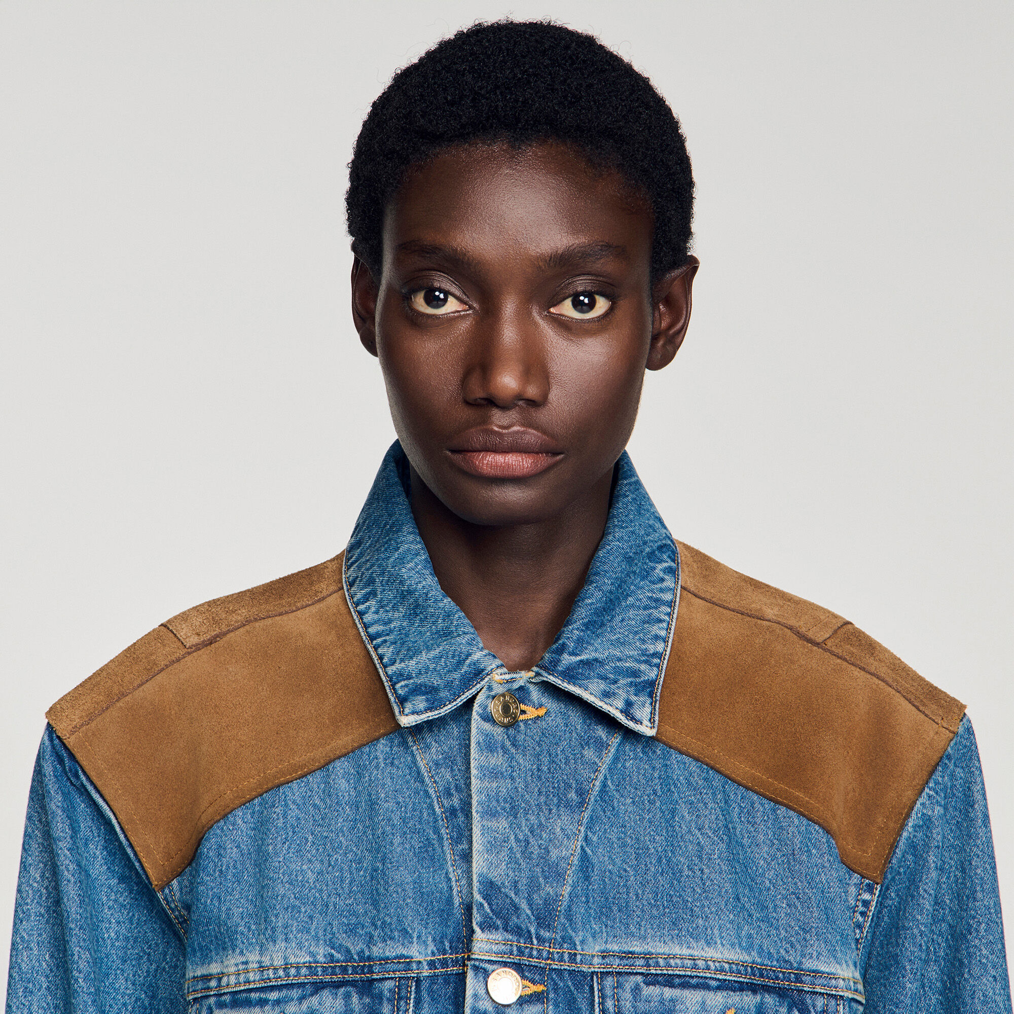 Giacca in denim e pelle scamosciata