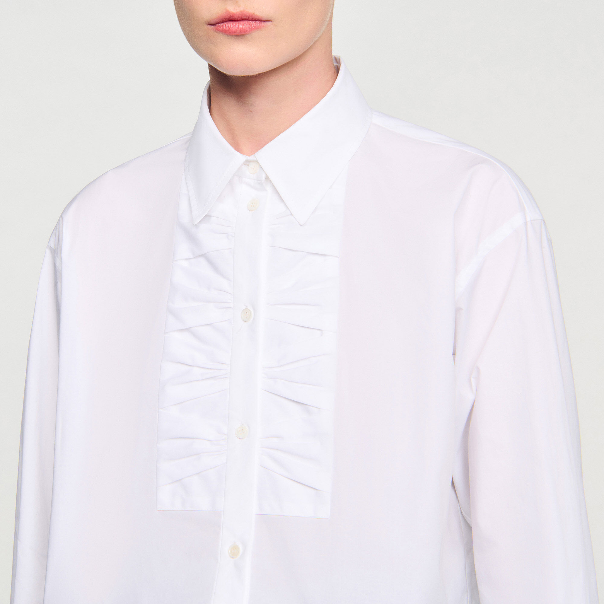 Camicia corta con dettaglio fiocco