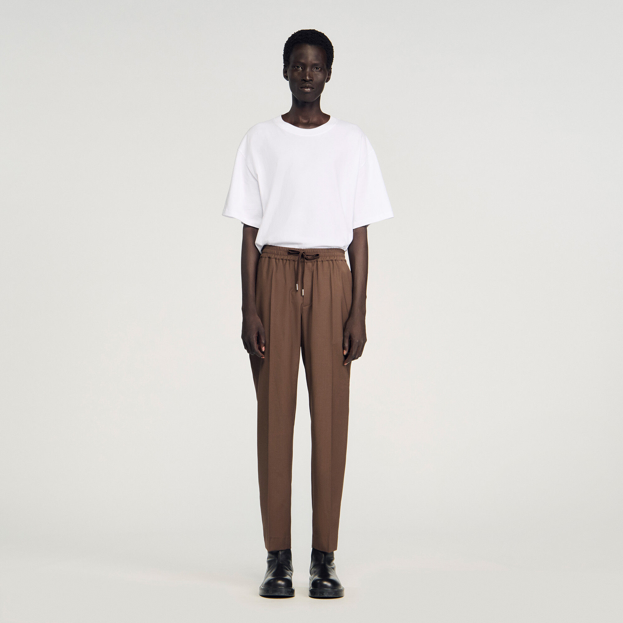 Pantaloni dritti con elastico