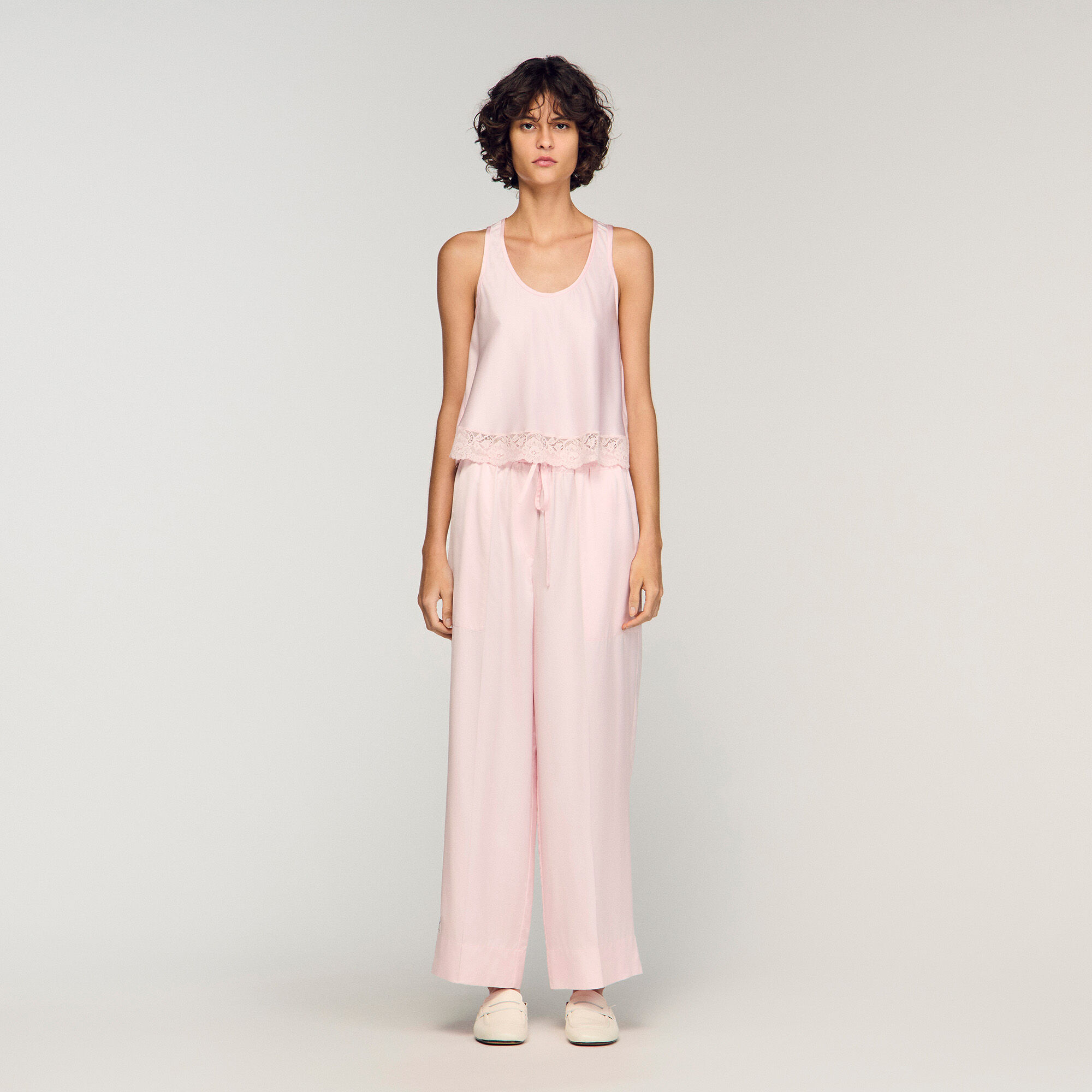 Pantaloni ampi in satin