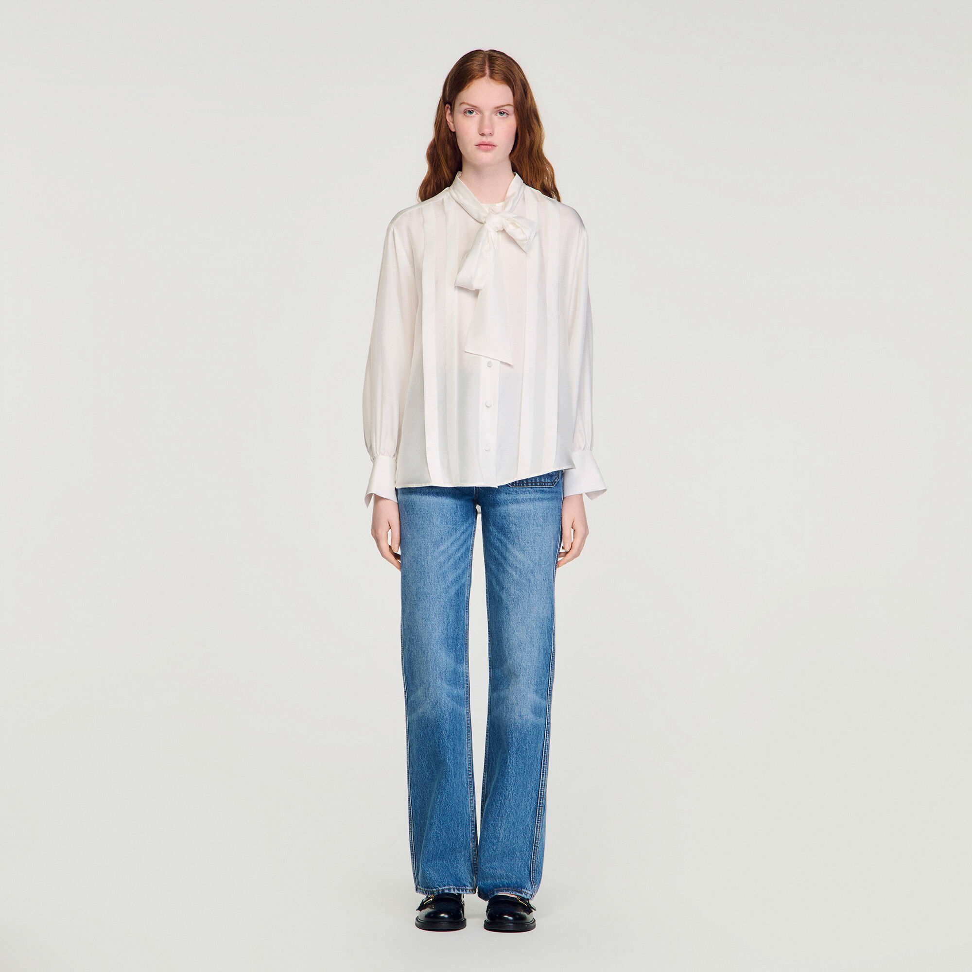 Camicia in seta con lavallière