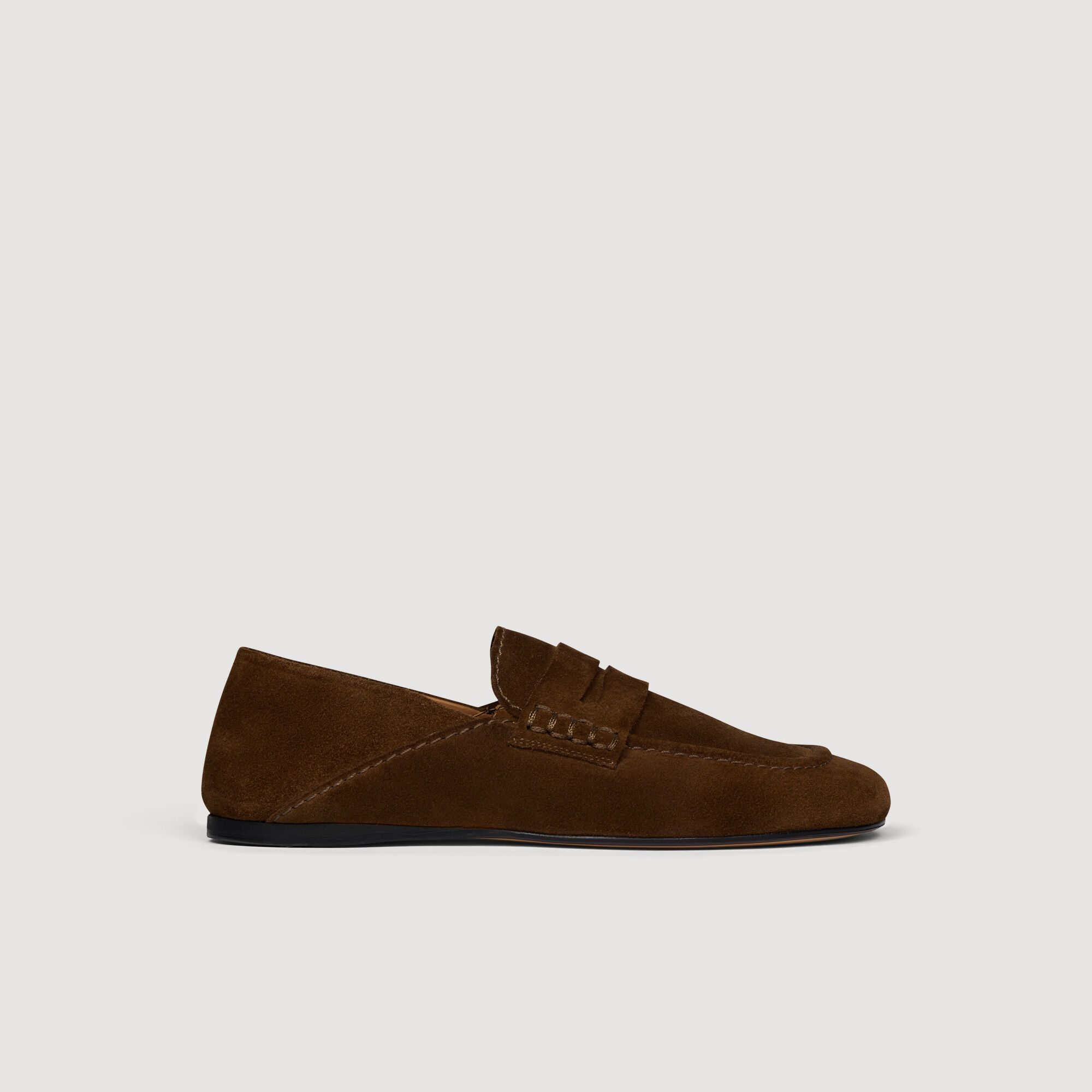 Loafers in suede