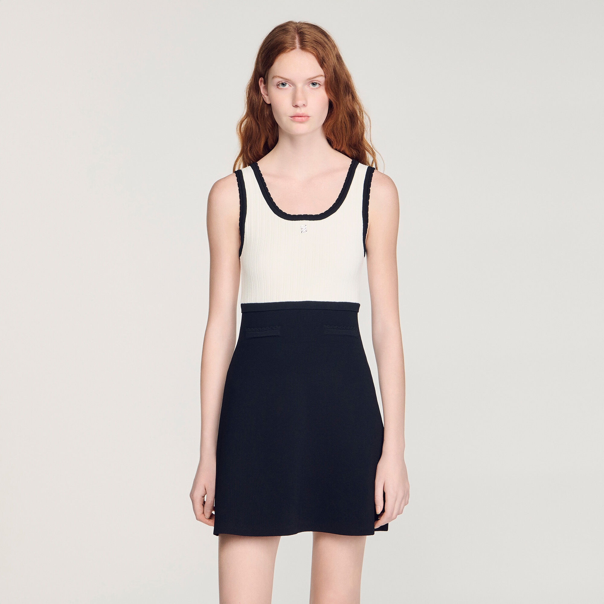 Mini vestito a maglia bicolor