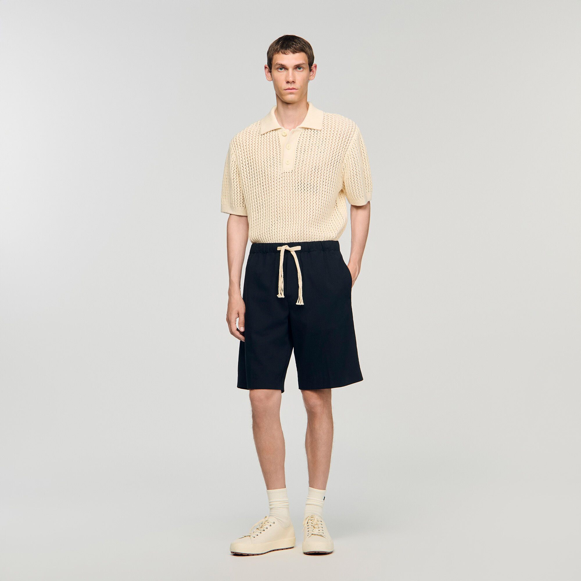 Pantaloni corti in cotone con elastico alla vita
