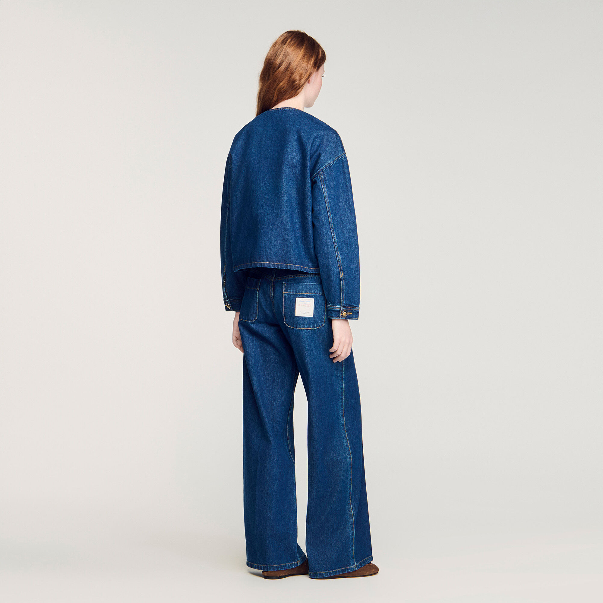 Giacca in denim con bottoni decorativi