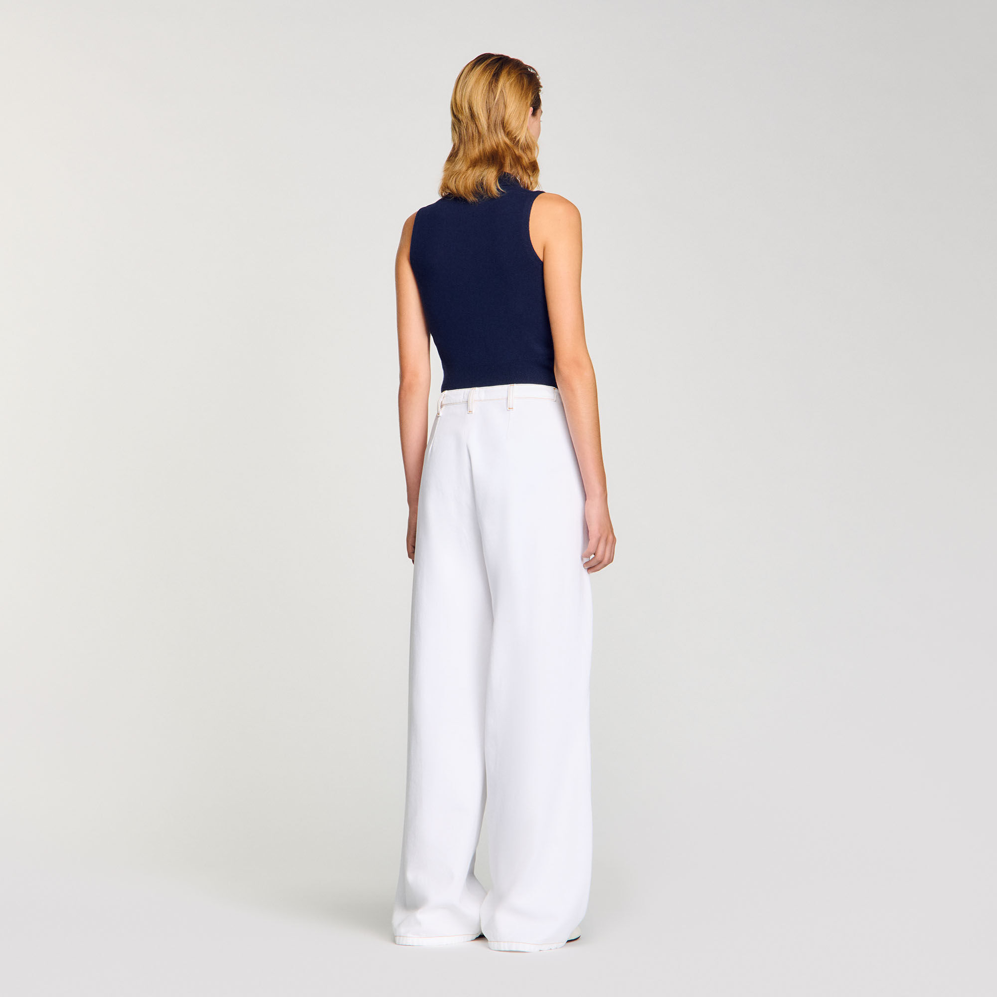 Jeans a gamba larga con toppe