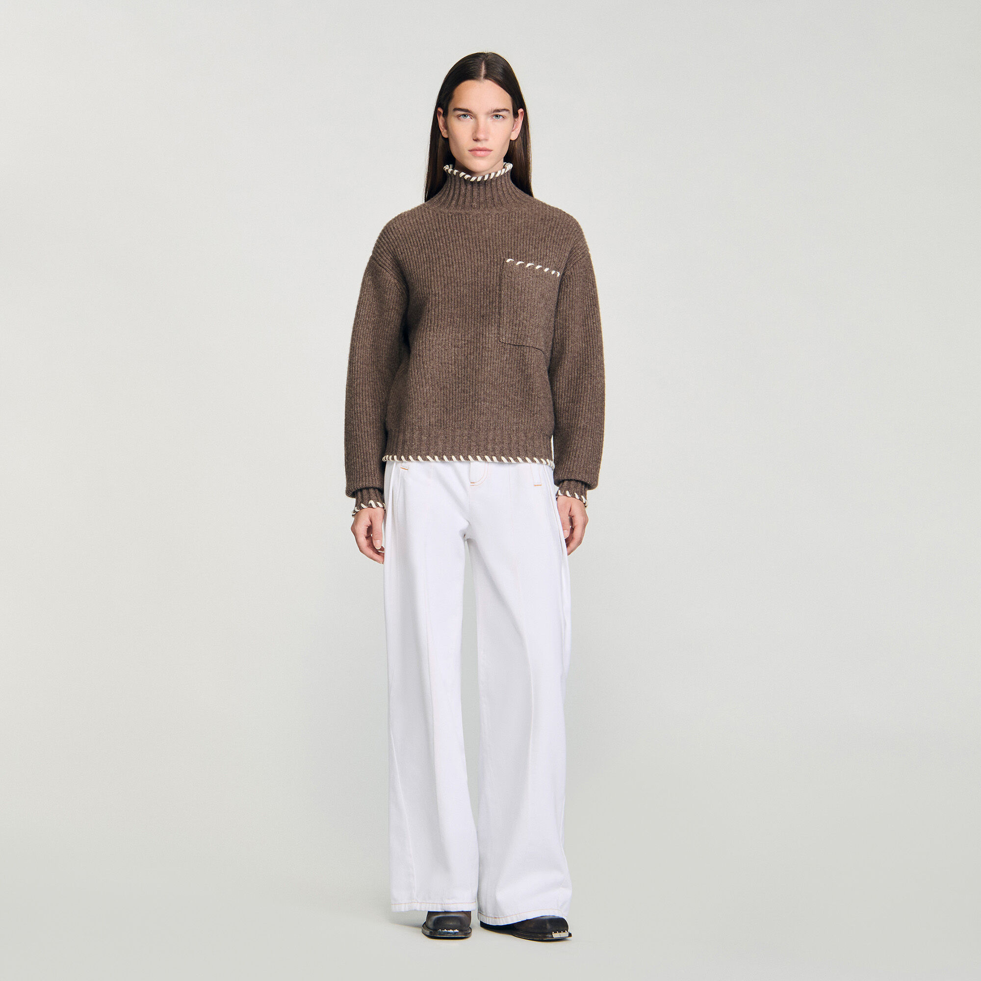 Maglione oversize con collo alto