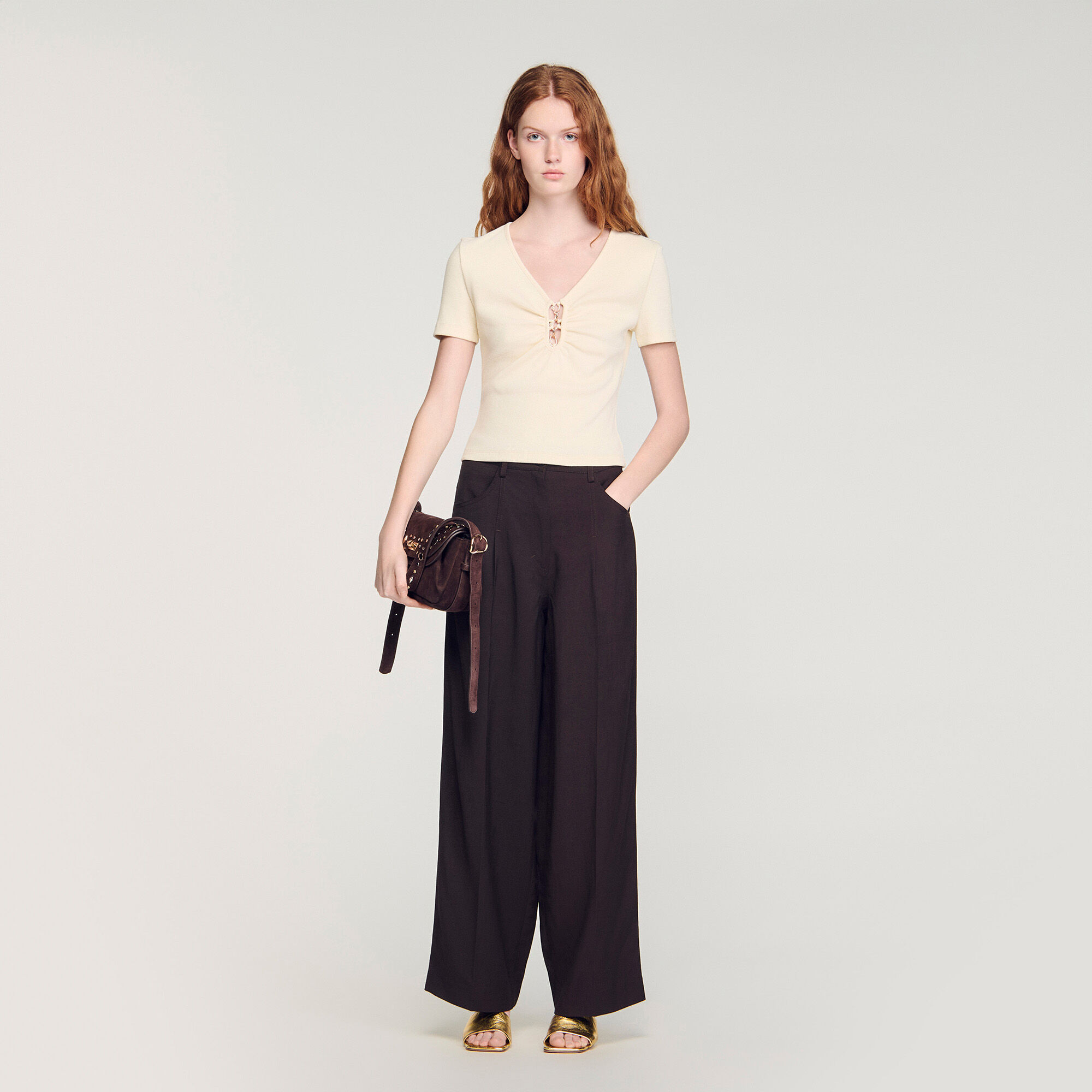T-shirt corto in cotone con pietre