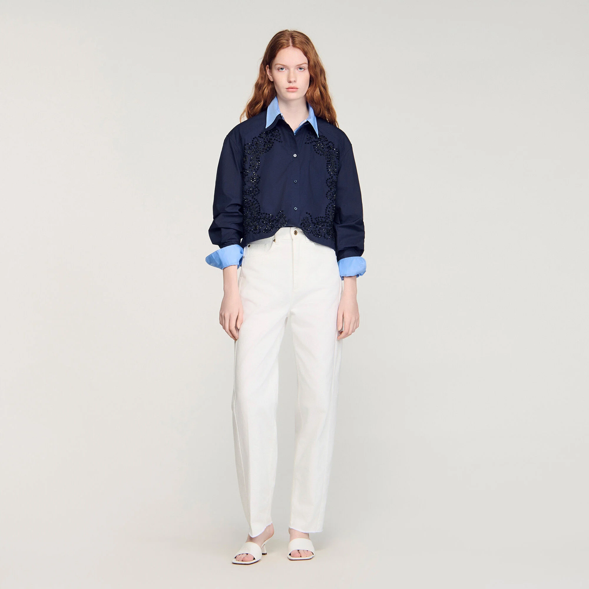 Camicia in cotone ricamata floreale