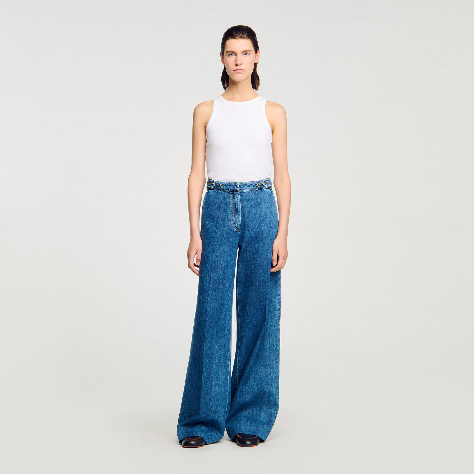 Jeans a vita media a gamba larga