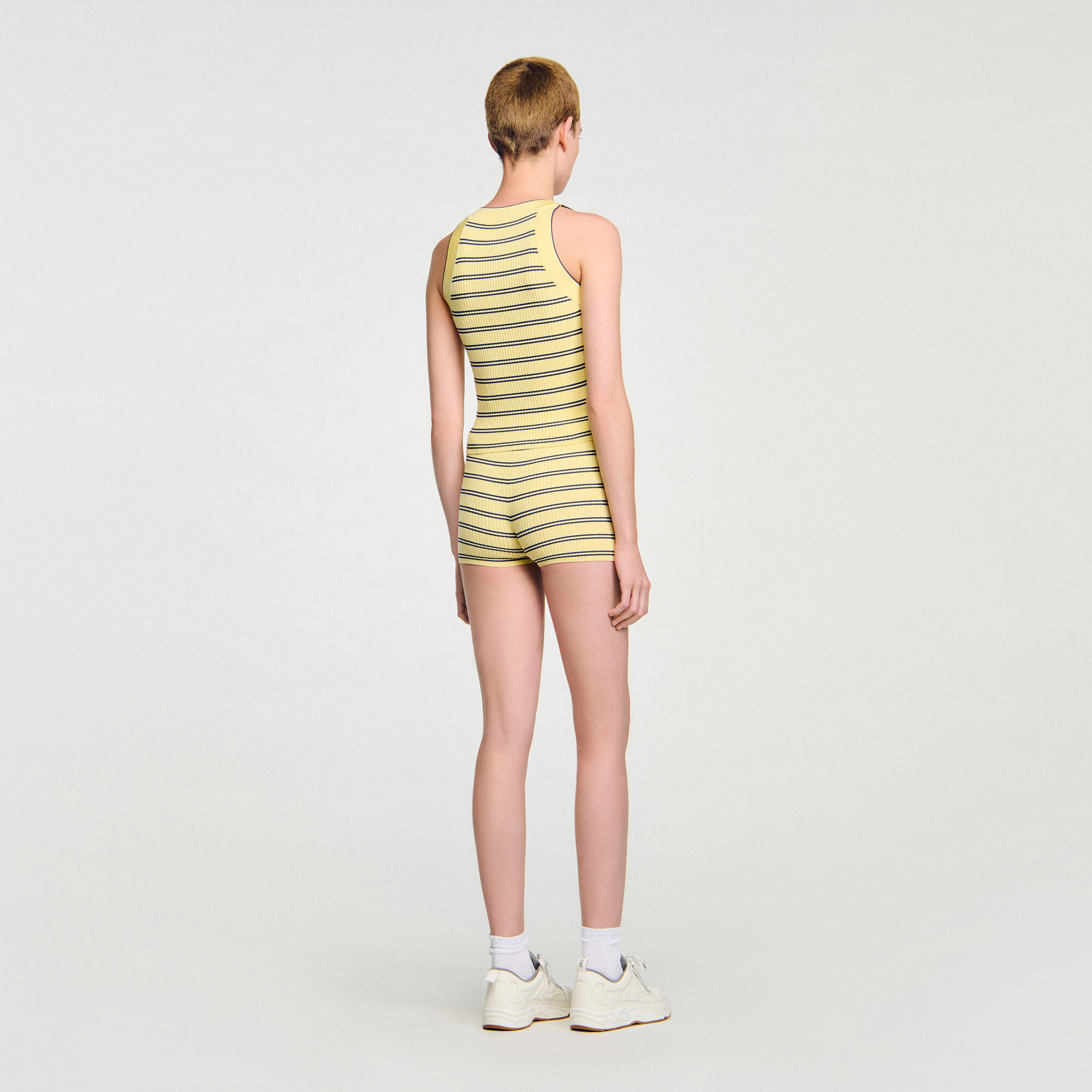 Top con maglia a righe
