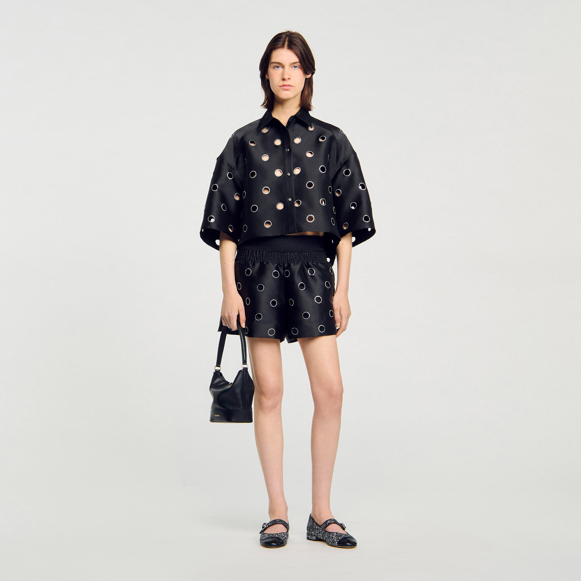 Camicia oversize con fori in cristalli