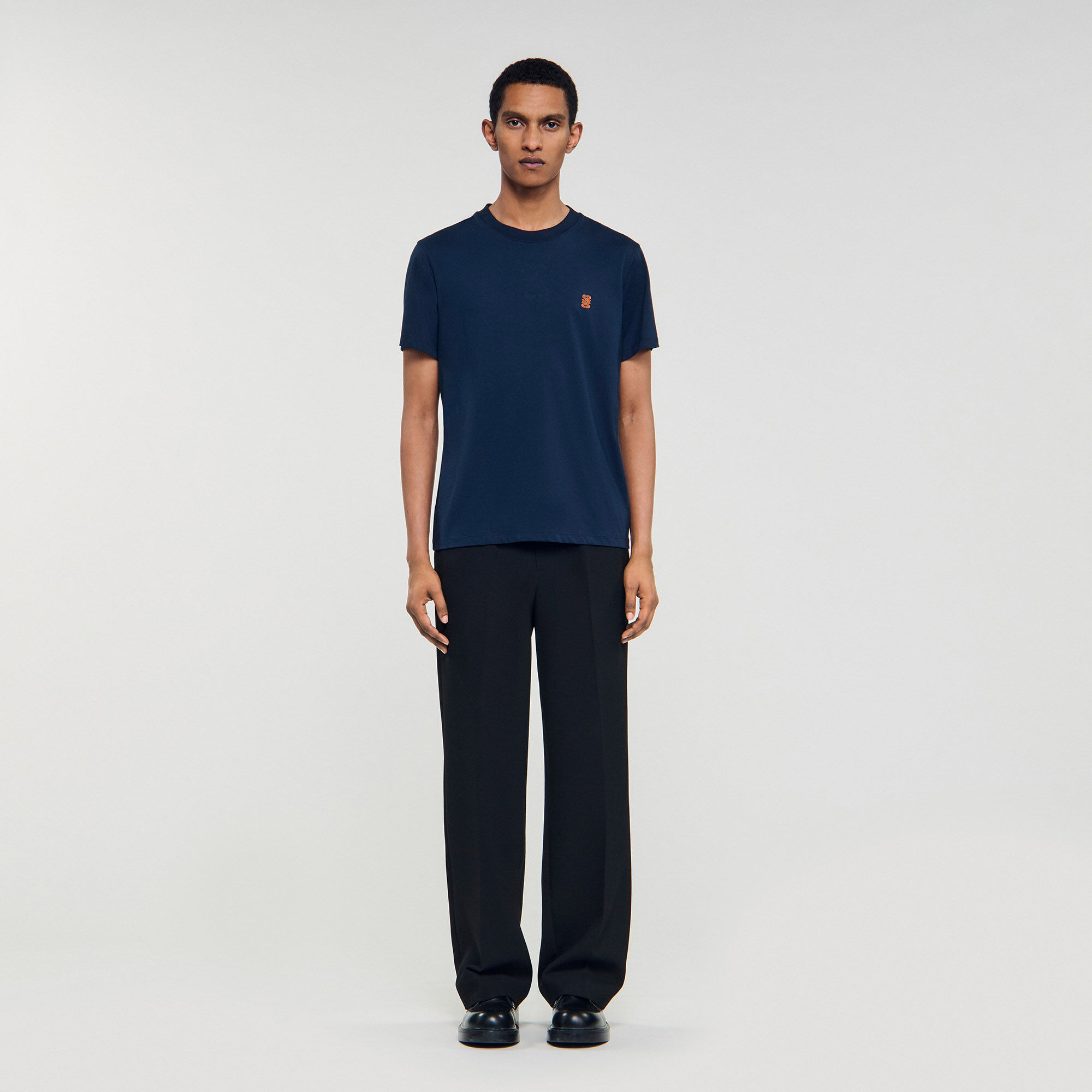 T-shirt in pelle con logo