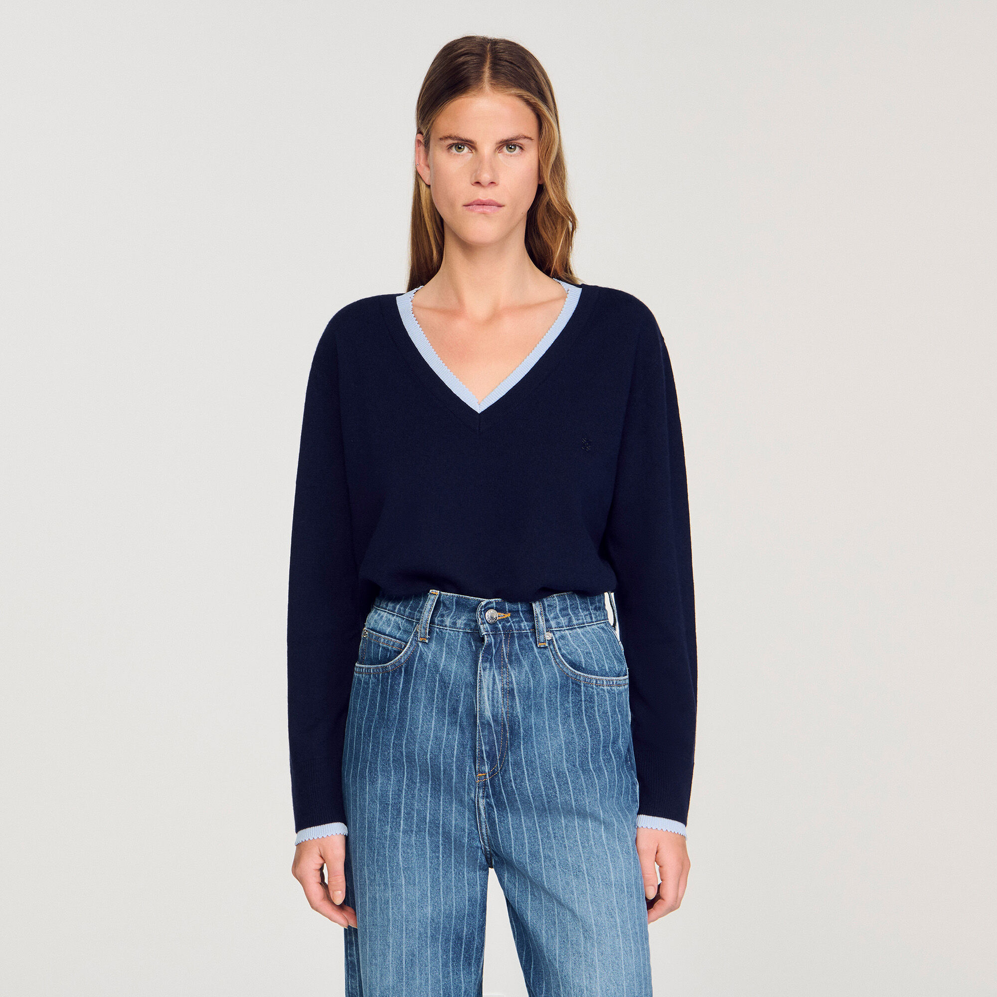 Maglione in lana e cashmere con scollo a V