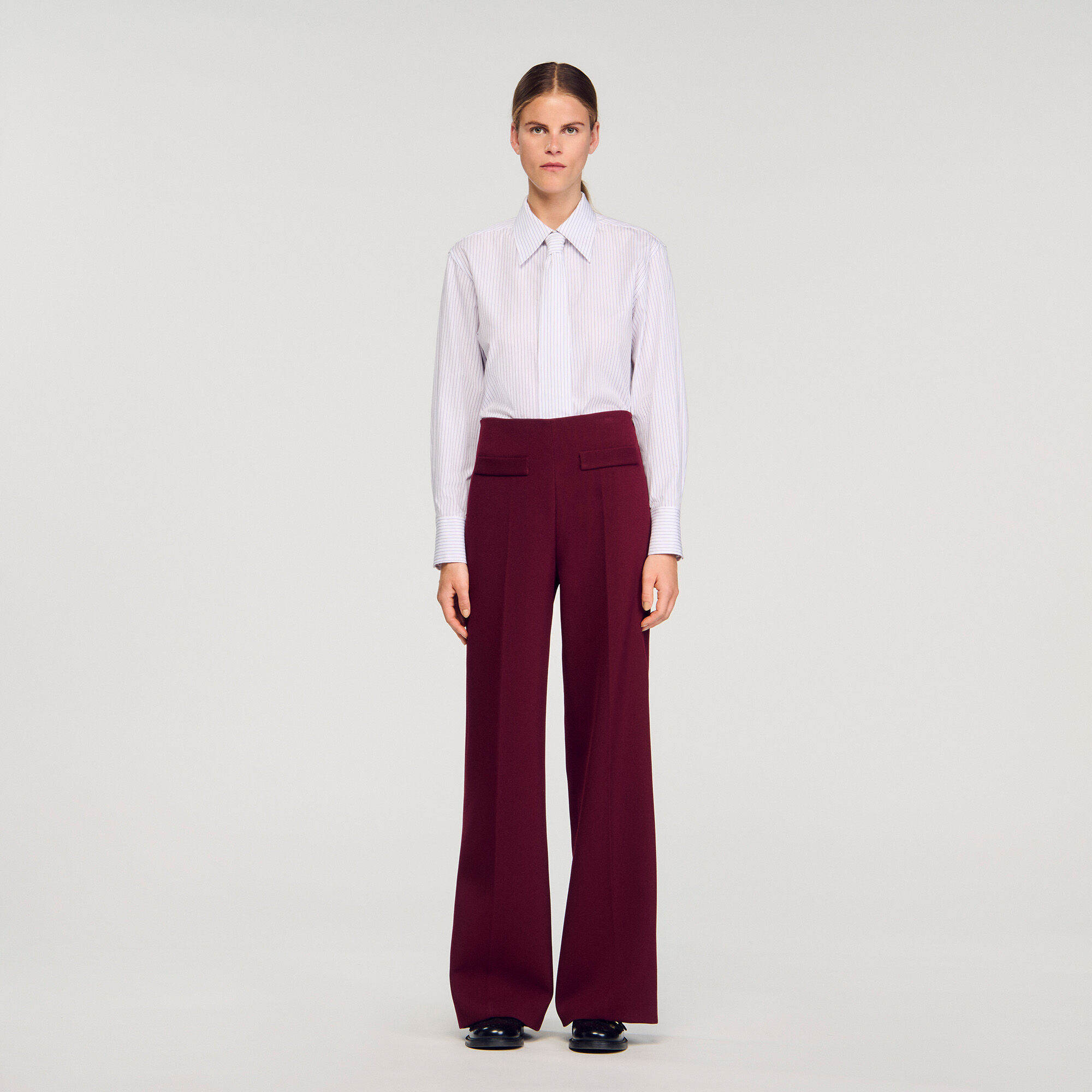 Pantaloni a sigaretta